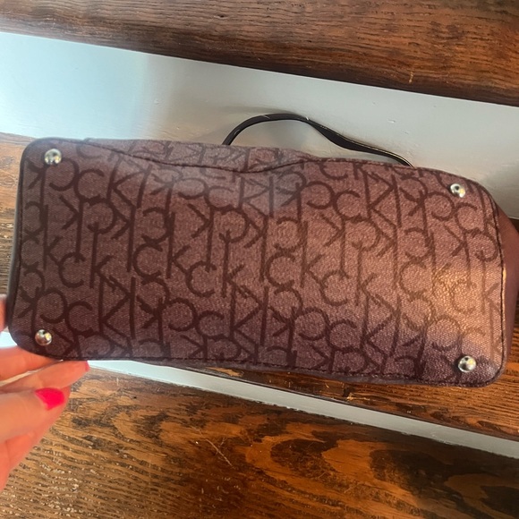 Calvin Klein Burgundy Logo Tote - Picture 3 of 6